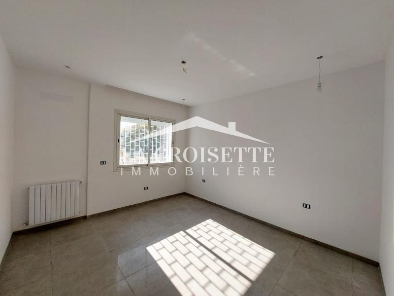 Duplex S+3 avec jardin à La Marsa